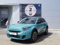 Lakier metalizowany niebieski sky Nowe 2024 Fiat 600 Hatchback | 94 895 zł (Dobra cena)