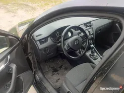 Czarny Używany 2016 Skoda Octavia Kombi | 10 500 zł (Dobra cena)