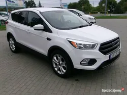 Biały Używany 2019 Ford Escape SUV | 59 700 zł (Uczciwa cena)