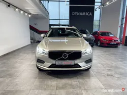Beżowy Używany 2019 Volvo XC60 Momentum SUV | 129 900 zł (Uczciwa cena)