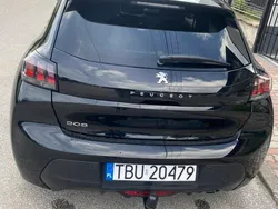 Czarny Używany 2021 Peugeot 208 Style Hatchback | 41 000 zł (Dobra cena)