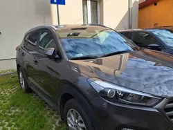 Brązowy Używany 2016 Hyundai Tucson SUV | 72 900 zł (Uczciwa cena)