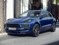 Gentian blue metallic Nowe 2024 Porsche Macan SUV | 381 009 zł (Dość drogi)
