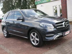 Szary (metalik) Używany 2016 Mercedes GLE350 SUV | 121 000 zł