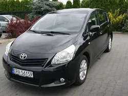 Czarny Używany 2011 Toyota Verso Minivan | 29 900 zł (Uczciwa cena)