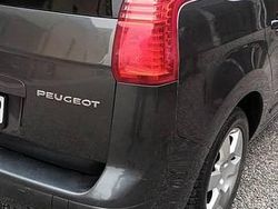 Grafitowy Używany 2011 Peugeot 5008 Minivan | 17 900 zł (Dość drogi)