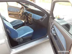 Srebrny Używany 2003 Lancia Ypsilon Hatchback | 1850 zł