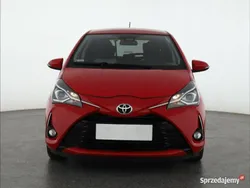 Czerwony Używany 2018 Toyota Yaris Hatchback | 49 999 zł (Uczciwa cena)