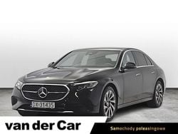 Czarny (metalik) Używany 2024 Mercedes E300 Sedan/Limuzyna | 249 900 zł