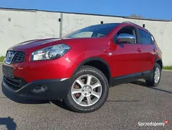 Bordowy Używany 2013 Nissan Qashqai SUV | 42 700 zł (Uczciwa cena)