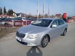 Srebrny Używany 2009 Skoda Superb Sedan/Limuzyna | 31 900 zł