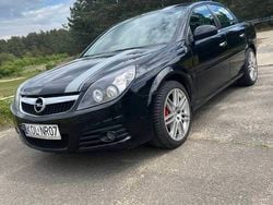 Czarny Używany 2006 Opel Vectra Hatchback | 10 000 zł (Dość drogi)