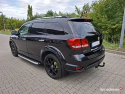 Czarny Używany 2012 Fiat Freemont Black Code SUV | 41 900 zł (Drogi)