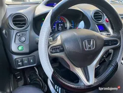 Czerwony Używany 2011 Honda Insight Hybrid Sedan/Limuzyna | 26 000 zł