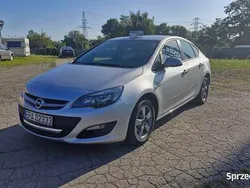 Srebrny Używany 2017 Opel Astra Sedan/Limuzyna | 37 900 zł (Dość drogi)