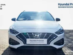 Biały Używany 2023 Hyundai i30 Kombi | 74 900 zł (Dość drogi)