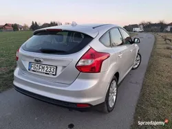 Srebrny Używany 2014 Ford Focus Hatchback | 25 900 zł (Dobra cena)