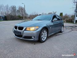 Szary Używany 2011 BMW 320 Kombi | 14 000 zł