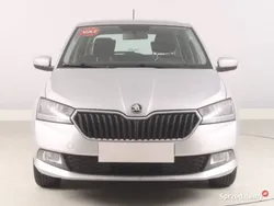 Srebrny Używany 2019 Skoda Fabia Hatchback | 29 999 zł (Dobra cena)
