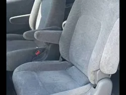 Srebrny Używany 2004 Kia Carnival Minivan | 5500 zł