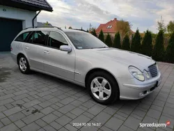 Srebrny Używany 2004 Mercedes E320 Kombi | 19 900 zł