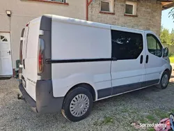 Biały Używany 2004 Opel Vivaro Van | 13 900 zł