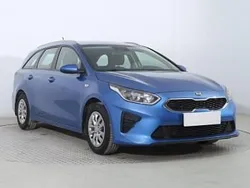 Niebieski Używany 2020 Kia Ceed 2 Kombi | 41 999 zł (Uczciwa cena)