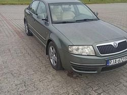 Zielony Używany 2006 Skoda Superb Comfort Sedan/Limuzyna | 12 000 zł