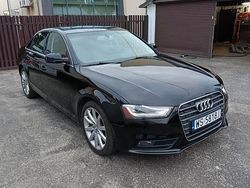 Czarny Używany 2012 Audi A4 Sedan/Limuzyna | 35 000 zł (Super Cena)