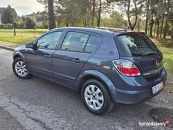 Grafitowy Używany 2009 Opel Astra Hatchback | 11 900 zł (Uczciwa cena)