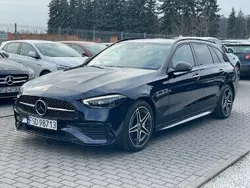 Niebieski Używany 2022 Mercedes C300e Kombi | 189 900 zł
