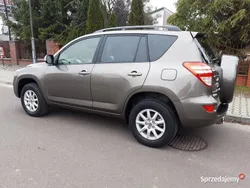 Brązowy Używany 2013 Toyota RAV4 SUV | 59 900 zł (Dość drogi)