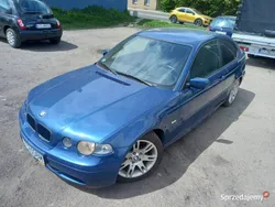 Niebieski Używany 2002 BMW 318 Compact Hatchback | 3900 zł