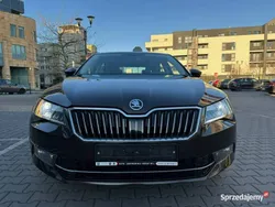 Czarny Używany 2017 Skoda Superb Hatchback | 65 900 zł (Dobra cena)