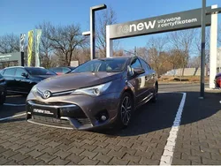 Beżowy Używany 2019 Toyota Avensis Sedan/Limuzyna | 57 900 zł (Dość drogi)