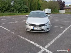 Srebrny Używany 2010 Kia Ceed Hatchback | 16 500 zł (Dobra cena)