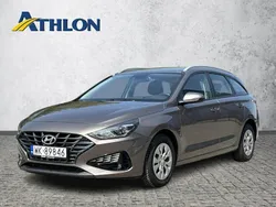 Brązowy (metalik) Używany 2023 Hyundai i30 Kombi | 64 200 zł (Uczciwa cena)