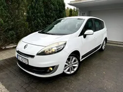 Biały Używany 2012 Renault Grand Scénic III Minivan | 22 900 zł (Uczciwa cena)