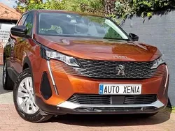 Brązowy (metalik, perła) Używany 2021 Peugeot 5008 Minivan | 77 700 zł