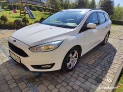 Biały Używany 2016 Ford Focus Kombi | 26 999 zł (Uczciwa cena)