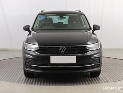 Szary Używany 2024 VW Tiguan SUV | 127 999 zł (Dość drogi)