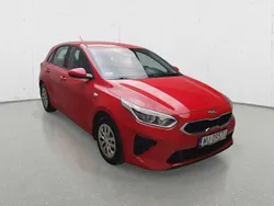 Czerwony Używany 2019 Kia Ceed 2 Hatchback | 28 500 zł (Super Cena)