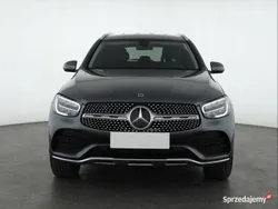 Szary Używany 2021 Mercedes GLC300e SUV | 152 999 zł