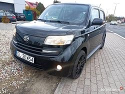 Czarny Używany 2009 Daihatsu Materia Minivan | 13 999 zł