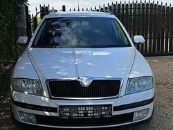 Biały Używany 2006 Skoda Octavia Classic Kombi | 9900 zł (Uczciwa cena)