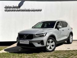 Szary Używany 2024 Volvo XC40 SUV | 151 900 zł (Uczciwa cena)
