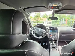 Czarny Używany 2011 Citroën DS4 So Chic Hatchback | 24 500 zł