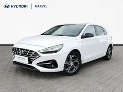 Biały (metalik) Używany 2024 Hyundai i30 Hatchback | 81 900 zł (Dość drogi)