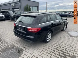 Czarny (metalik) Używany 2019 Mercedes C200 Kombi | 36 900 zł