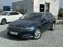 Niebieski Używany 2020 Skoda Superb Kombi | 99 900 zł (Uczciwa cena)